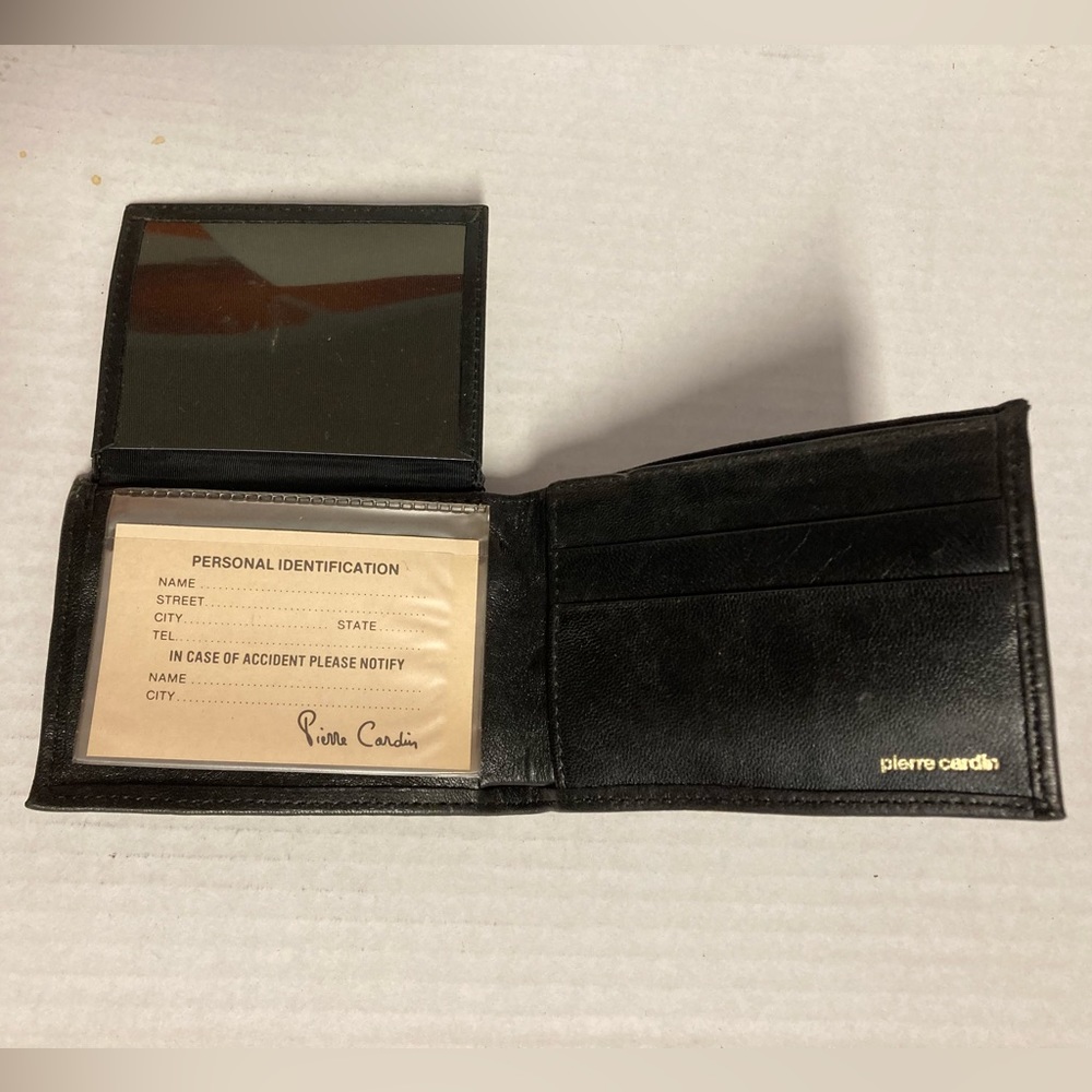 Genuine Pierre Cardin Black Wallet barely used